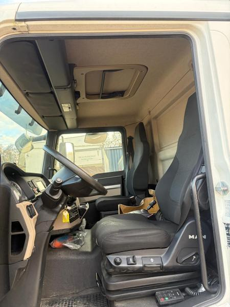 MAN TGM 18.290 - شاحنة ذات ستائر جانبية: صورة 5 MAN TGM 18.290 - شاحنة ذات ستائر جانبية: صورة 5