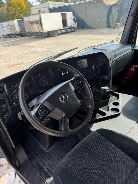 Mercedes Arocs 2045 - رأس تريلا: صورة 4 Mercedes Arocs 2045 - رأس تريلا: صورة 4