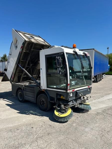 Schmidt Clingo 500 COMPACT 400 - سياره كنس شوارع: صورة 5 Schmidt Clingo 500 COMPACT 400 - سياره كنس شوارع: صورة 5