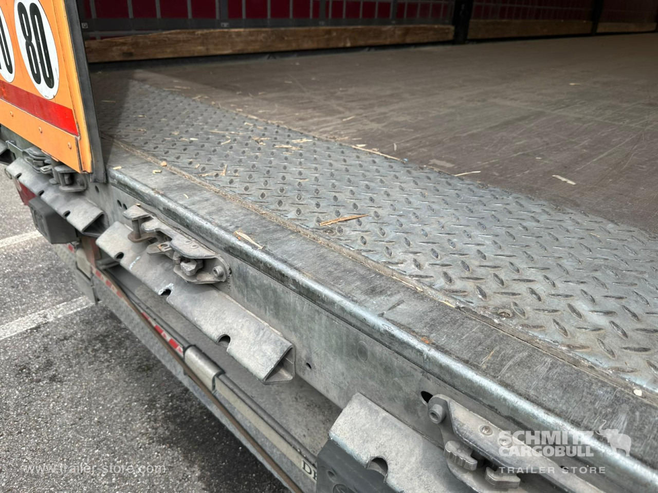 SCHMITZ Curtainsider Standard Taillift - نصف مقطورة بستائر جانبية: صورة 4 SCHMITZ Curtainsider Standard Taillift - نصف مقطورة بستائر جانبية: صورة 4