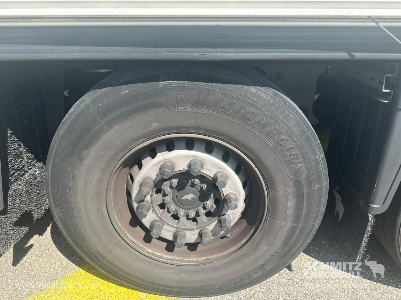 SCHMITZ Reefer Standard Taillift - نصف مقطورة ثابتة الحرارة: صورة 3 SCHMITZ Reefer Standard Taillift - نصف مقطورة ثابتة الحرارة: صورة 3