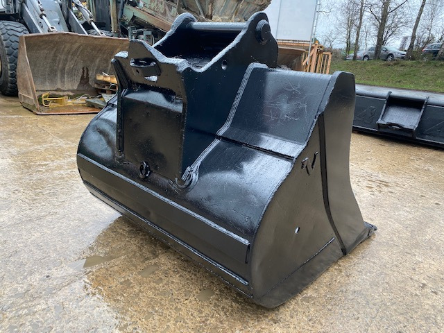 Arden Equipment 1 800 mm - QA 61/62/63 - بكت حفار: صورة 3 Arden Equipment 1 800 mm - QA 61/62/63 - بكت حفار: صورة 3