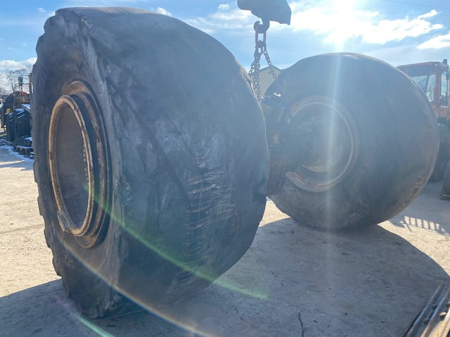 المحور و قطع الغيار - اللودر بعجل CAT 992 C -1V-5943: صورة 6