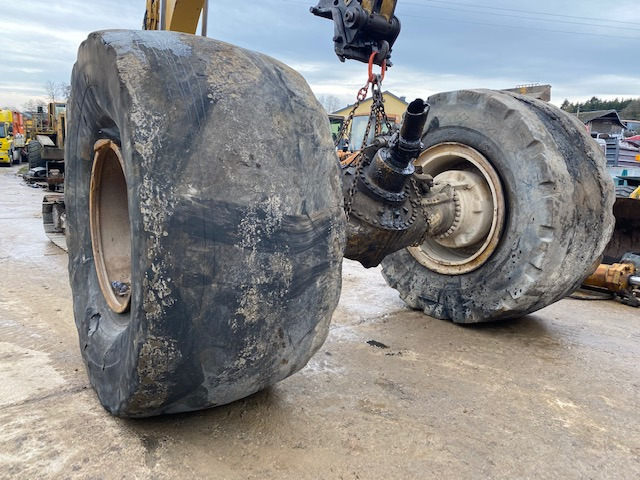 CAT 992 C -1V-5949 - لمحور الأمامي - آلات الإنشاء: صورة 2 CAT 992 C -1V-5949 - لمحور الأمامي - آلات الإنشاء: صورة 2