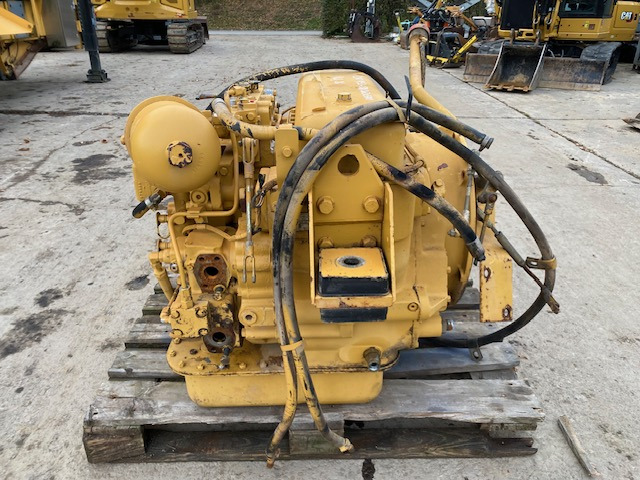 CAT 9J-5378 - CAT 953 - 20Z03789 - علبة التروس و قطع الغيار - آلات الإنشاء: صورة 3 CAT 9J-5378 - CAT 953 - 20Z03789 - علبة التروس و قطع الغيار - آلات الإنشاء: صورة 3