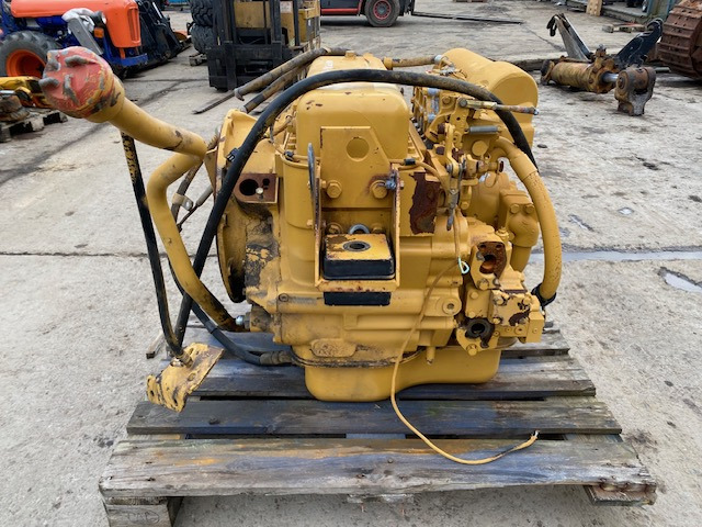 CAT 9J-5378 - CAT 953 - 20Z03789 - علبة التروس و قطع الغيار - آلات الإنشاء: صورة 4 CAT 9J-5378 - CAT 953 - 20Z03789 - علبة التروس و قطع الغيار - آلات الإنشاء: صورة 4