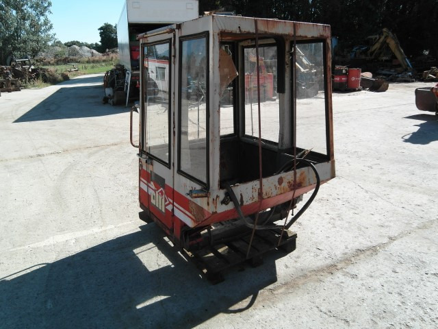 Kabine O&K L 5 - الكابينة والداخلية - آلات الإنشاء: صورة 4 Kabine O&K L 5 - الكابينة والداخلية - آلات الإنشاء: صورة 4