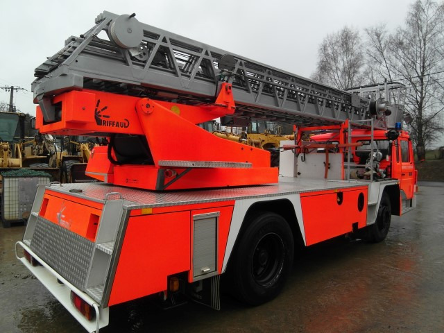 Renault G 260  - شاحنة حريق: صورة 3 Renault G 260  - شاحنة حريق: صورة 3