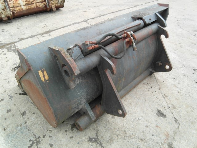 Seitenkippschaufel - بكت شيول: صورة 4 Seitenkippschaufel - بكت شيول: صورة 4