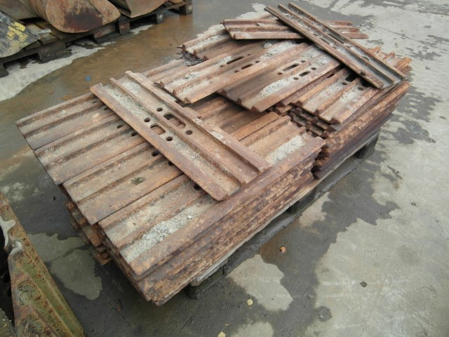 VOLVO EC 180 - جنزير حديدي - آلات الإنشاء: صورة 3 VOLVO EC 180 - جنزير حديدي - آلات الإنشاء: صورة 3