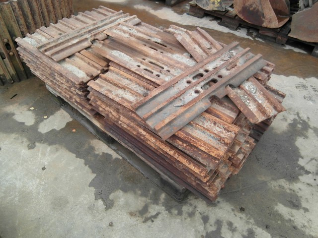 VOLVO EC 180 - جنزير حديدي - آلات الإنشاء: صورة 2 VOLVO EC 180 - جنزير حديدي - آلات الإنشاء: صورة 2