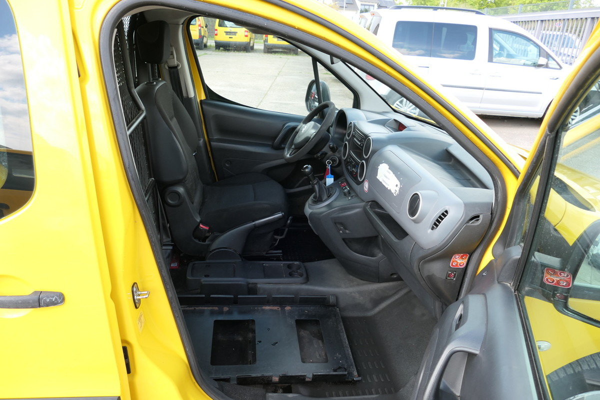 CITROEN Berlingo 16V HDI Niveau B L1 CoC PARKTRONIK 2xSC - فان المدمجة: صورة 5 CITROEN Berlingo 16V HDI Niveau B L1 CoC PARKTRONIK 2xSC - فان المدمجة: صورة 5