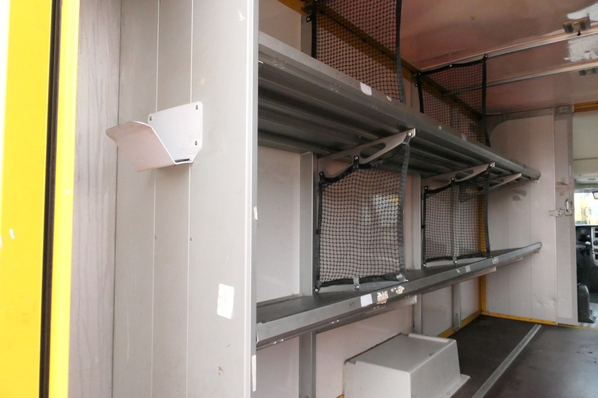 شاحنة بصندوق مغلق IVECO Daily 35 S11 C30C AUTOMATIK KAMERA MAXI Regale L: صورة 6 شاحنة بصندوق مغلق IVECO Daily 35 S11 C30C AUTOMATIK KAMERA MAXI Regale L: صورة 6