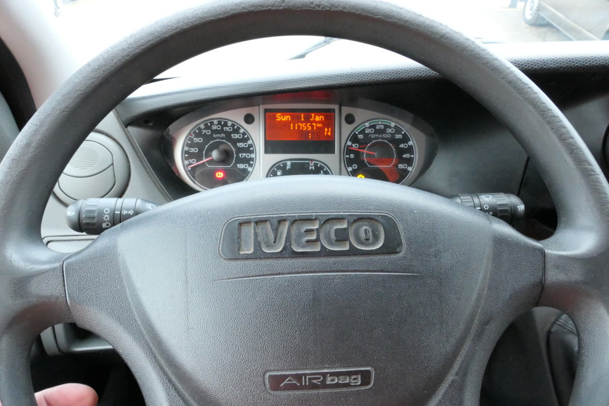 شاحنة بصندوق مغلق IVECO Daily 35 S11 C30C AUTOMATIK KAMERA MAXI Regale L: صورة 10 شاحنة بصندوق مغلق IVECO Daily 35 S11 C30C AUTOMATIK KAMERA MAXI Regale L: صورة 10