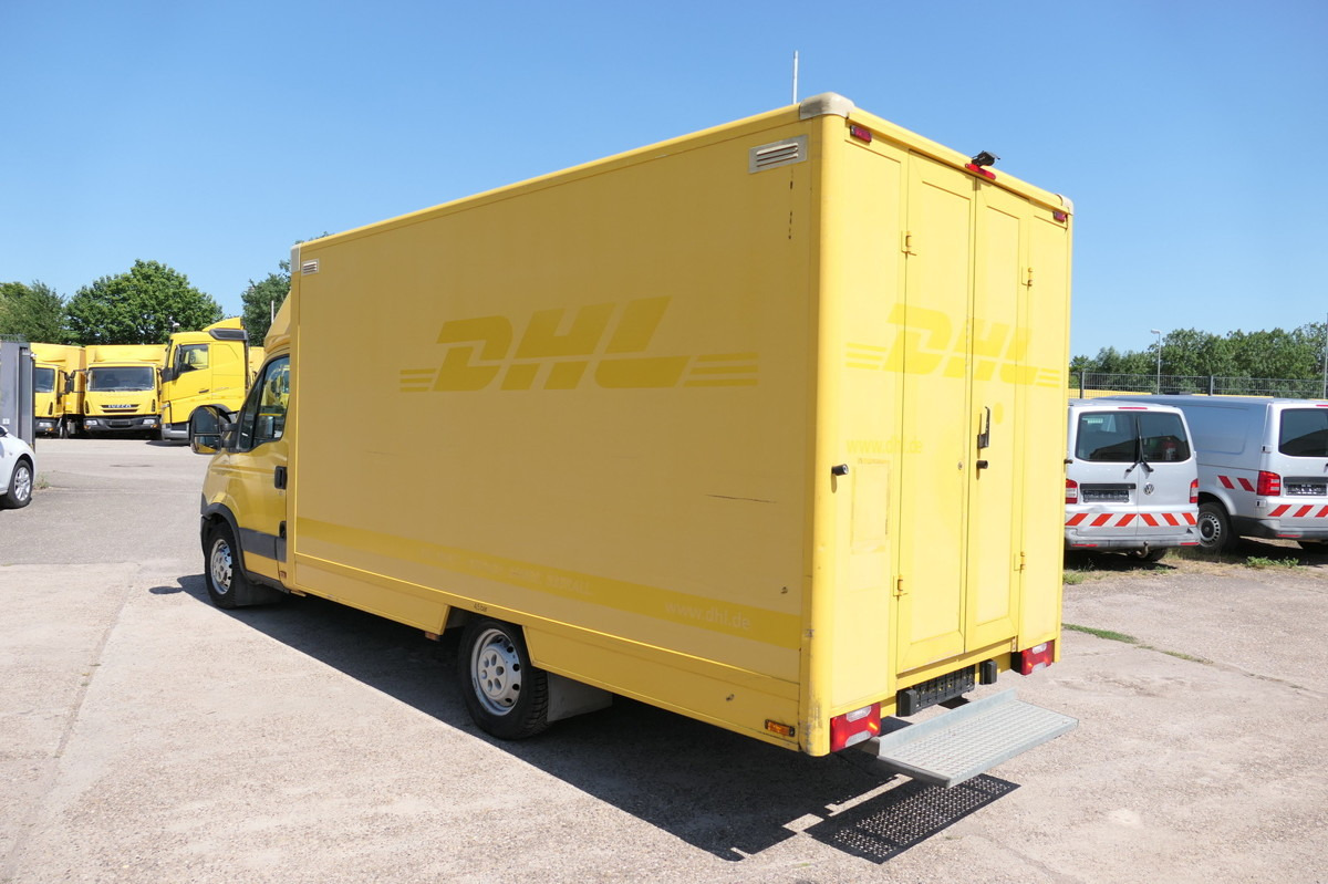 IVECO Daily 35 S11 C30C AUTOMATIK KAMERA Regale LUFT D - شاحنة بصندوق مغلق: صورة 4 IVECO Daily 35 S11 C30C AUTOMATIK KAMERA Regale LUFT D - شاحنة بصندوق مغلق: صورة 4