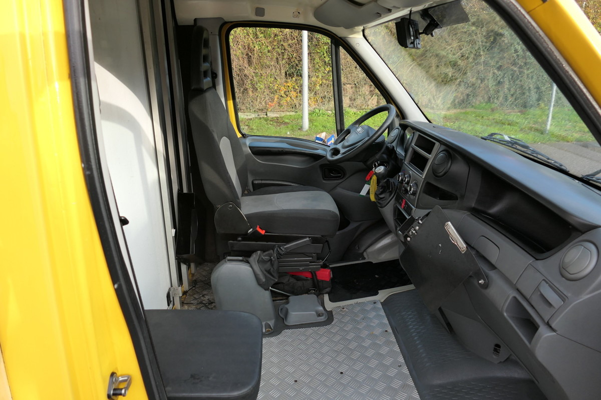 IVECO Daily 35 S11 C30C AUTOMATIK KAMERA Regale LUFT D - شاحنة بصندوق مغلق: صورة 5 IVECO Daily 35 S11 C30C AUTOMATIK KAMERA Regale LUFT D - شاحنة بصندوق مغلق: صورة 5