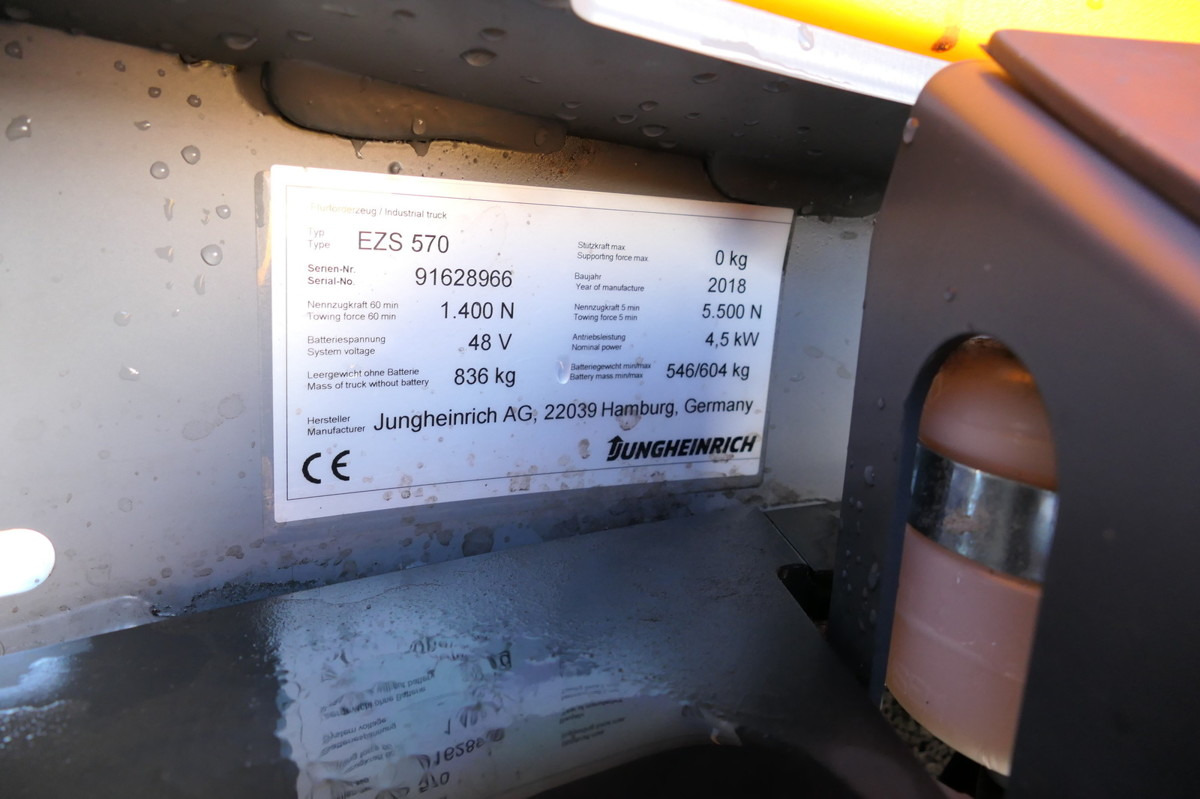 جرار سحب JUNGHEINRICH EZS 570 Schlepper: صورة 12 جرار سحب JUNGHEINRICH EZS 570 Schlepper: صورة 12