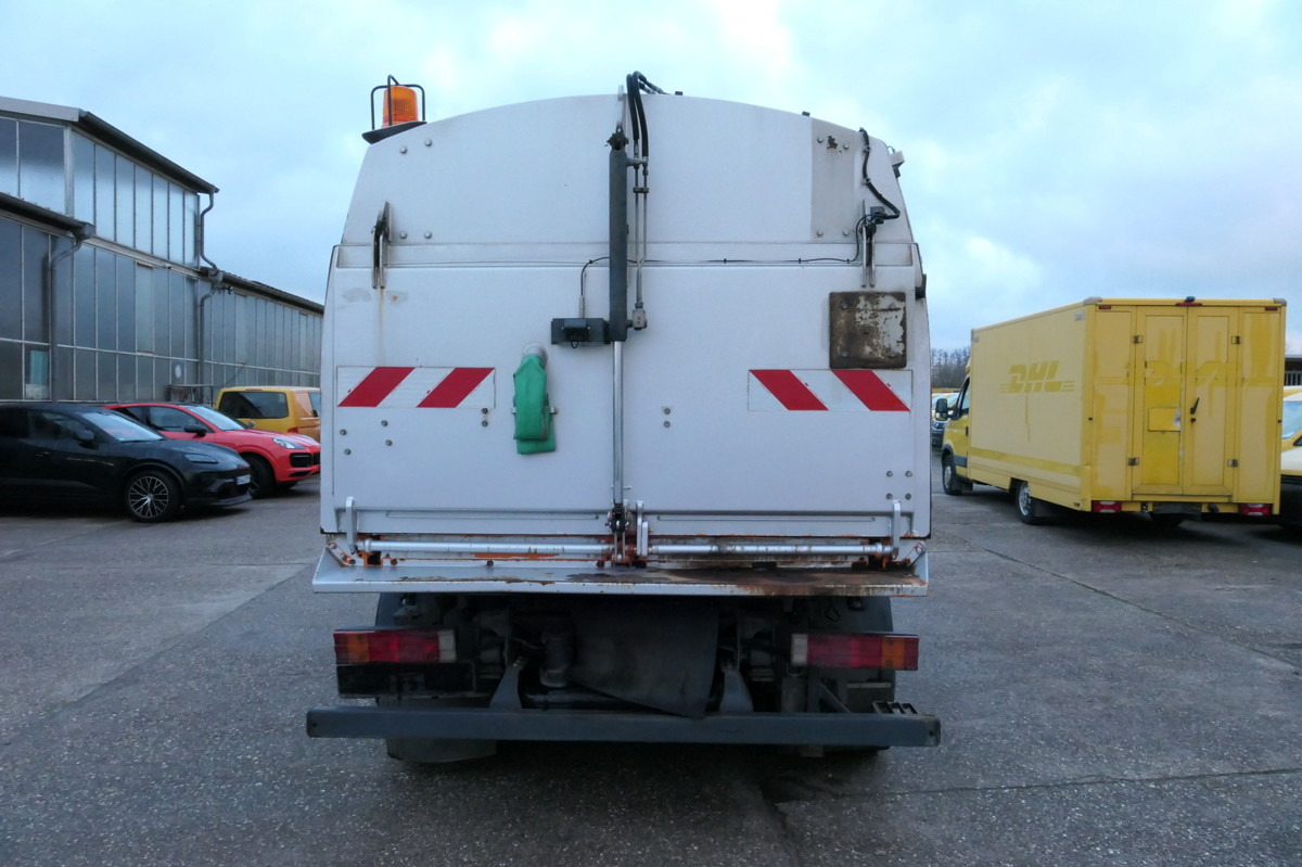 MERCEDES-BENZ Atego 1018 Rechtslenker Schmidt SK 500 R Rückfah - سياره كنس شوارع: صورة 5 MERCEDES-BENZ Atego 1018 Rechtslenker Schmidt SK 500 R Rückfah - سياره كنس شوارع: صورة 5