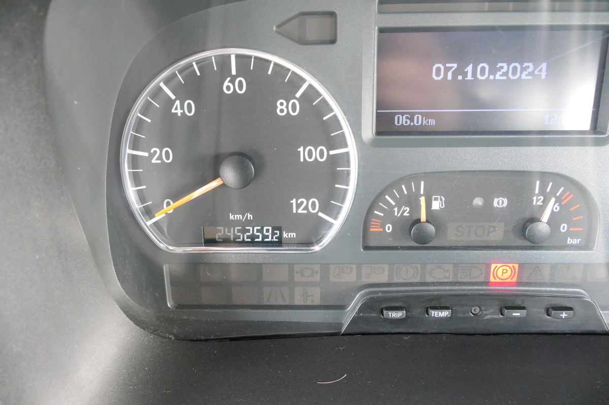 ناقلة حاويات/ شاحنة حاويات MERCEDES-BENZ KAMAG WBH 25 Wiesel Terberg Umsetzfahrz. Sattelk: صورة 16