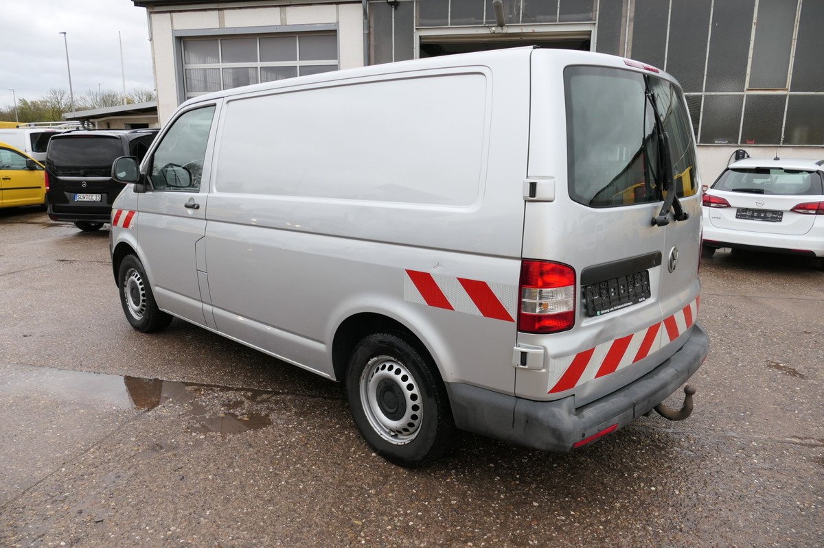 VW T5 Transporter 2.0 TDI 2-Sitzer 4 Motion AHK KLI - فان المدمجة: صورة 5 VW T5 Transporter 2.0 TDI 2-Sitzer 4 Motion AHK KLI - فان المدمجة: صورة 5