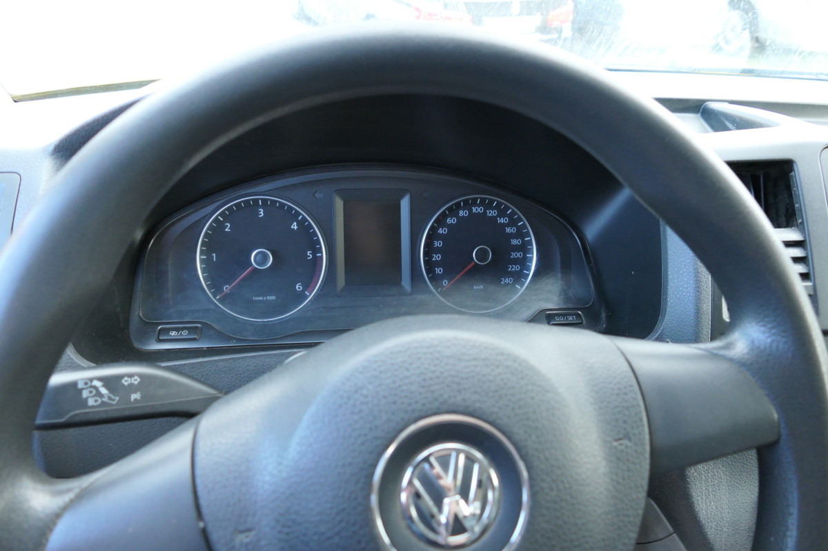 فان المدمجة VW T5 Transporter 2.0 TDI 2-Sitzer EURO-5 CoC PARKT: صورة 11 فان المدمجة VW T5 Transporter 2.0 TDI 2-Sitzer EURO-5 CoC PARKT: صورة 11