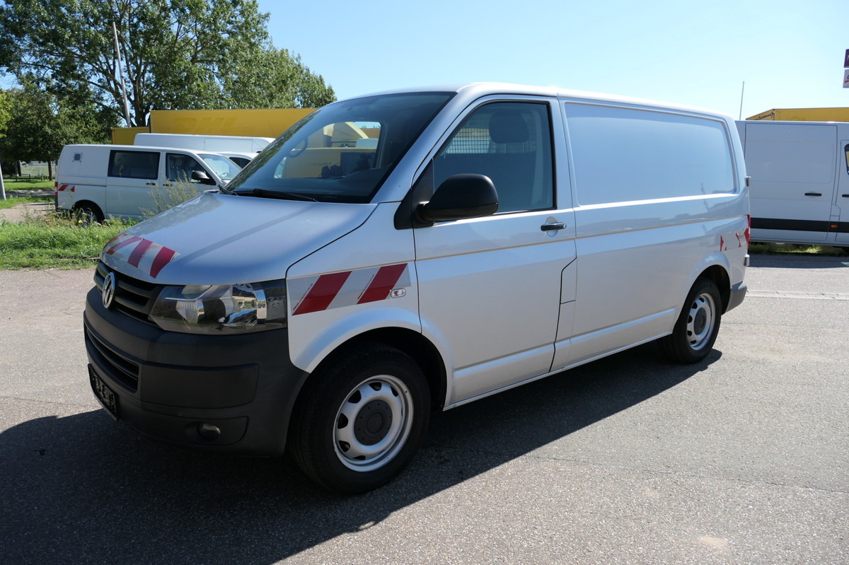 VW T5 Transporter 2.0 TDI 4Motion Flügeltür Klima A - فان المدمجة: صورة 2 VW T5 Transporter 2.0 TDI 4Motion Flügeltür Klima A - فان المدمجة: صورة 2