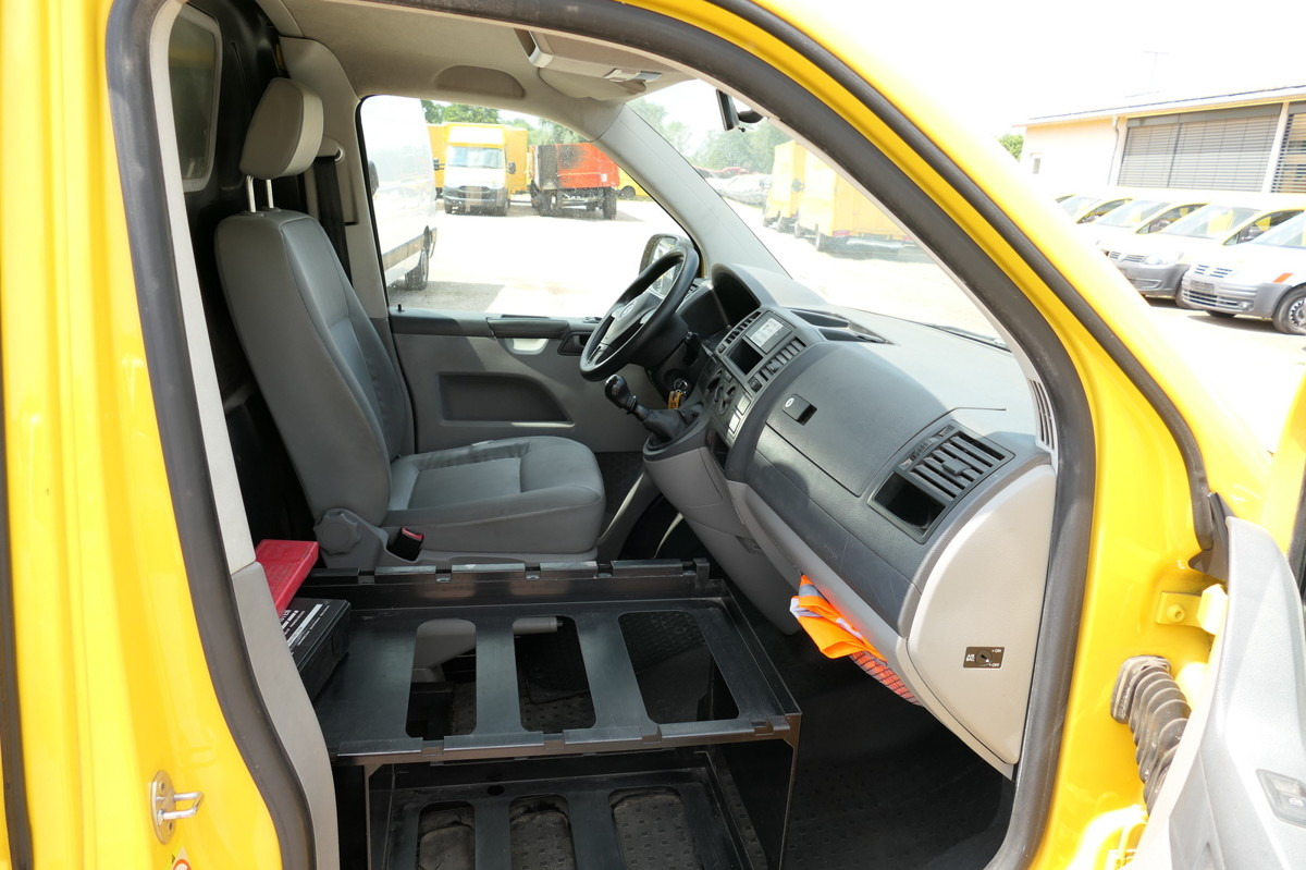 VW T5 Transporter 2.0 TDI COC - فان المدمجة: صورة 4 VW T5 Transporter 2.0 TDI COC - فان المدمجة: صورة 4