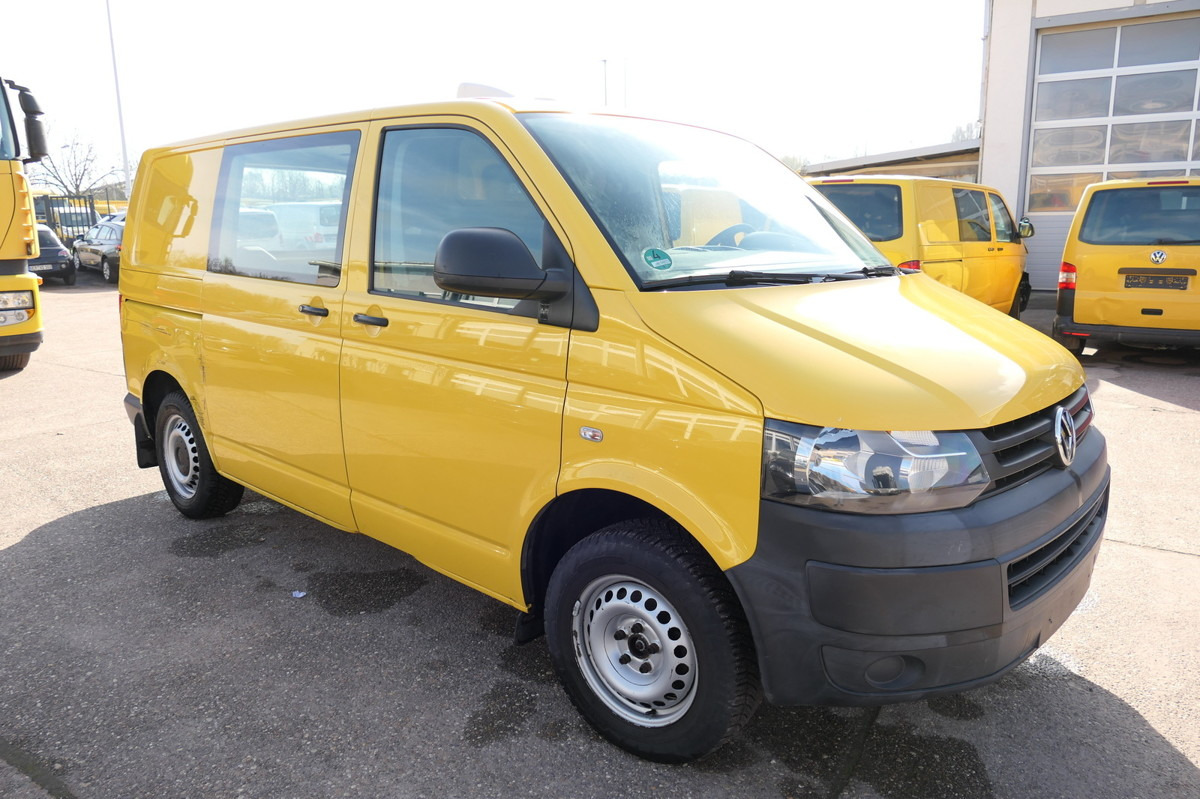 VW T5 Transporter 2.0 TDI EURO-5 CoC PARKTRONIK - فان المدمجة: صورة 2 VW T5 Transporter 2.0 TDI EURO-5 CoC PARKTRONIK - فان المدمجة: صورة 2