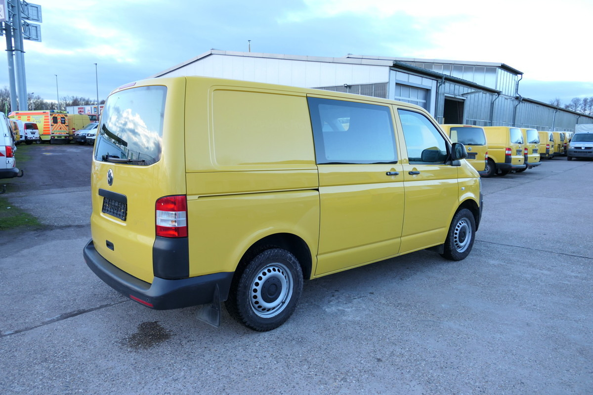 VW T5 Transporter 2.0 TDI EURO-5 CoC PARKTRONIK - فان المدمجة: صورة 4 VW T5 Transporter 2.0 TDI EURO-5 CoC PARKTRONIK - فان المدمجة: صورة 4
