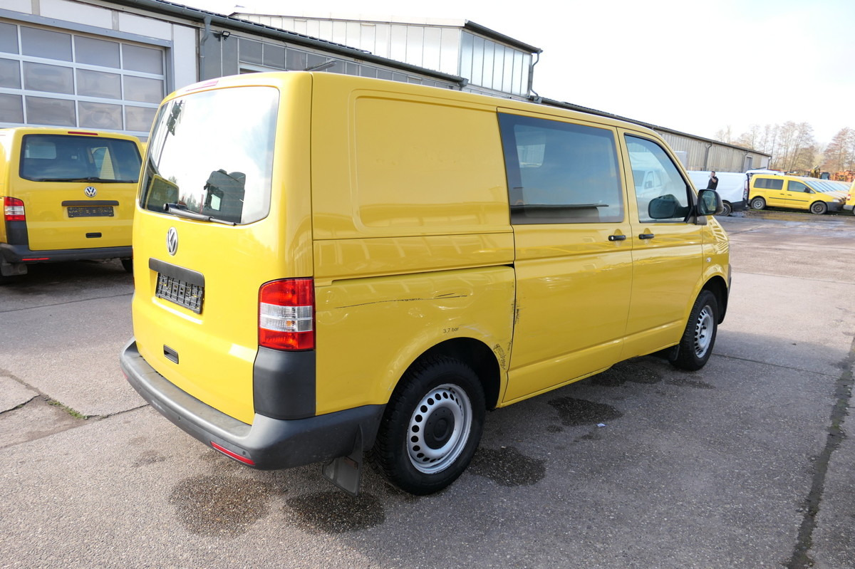 VW T5 Transporter 2.0 TDI EURO-5 CoC PARKTRONIK - فان المدمجة: صورة 5 VW T5 Transporter 2.0 TDI EURO-5 CoC PARKTRONIK - فان المدمجة: صورة 5