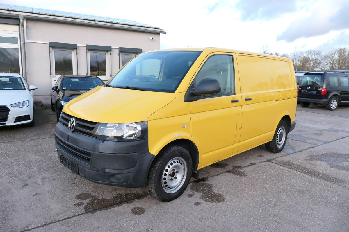 VW T5 Transporter 2.0 TDI EURO-5 CoC PARKTRONIK - فان المدمجة: صورة 2 VW T5 Transporter 2.0 TDI EURO-5 CoC PARKTRONIK - فان المدمجة: صورة 2