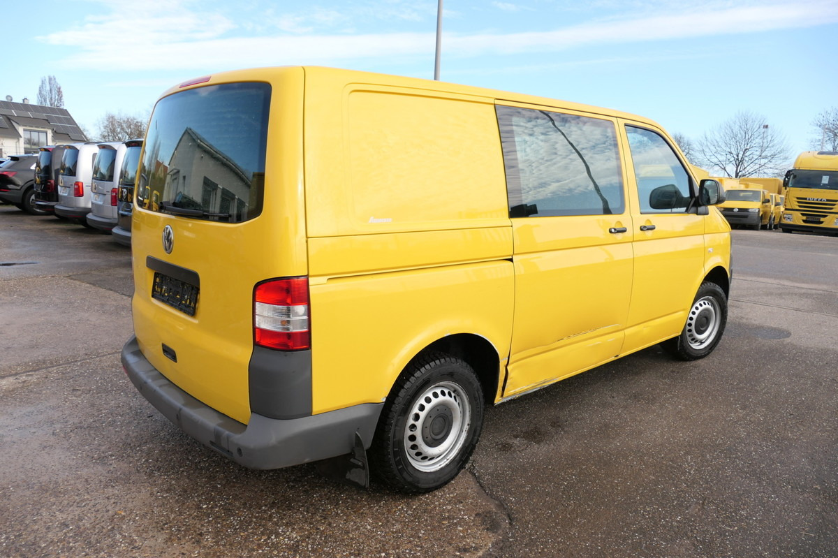 VW T5 Transporter 2.0 TDI PARKTRONIK EURO-5 2xSCHIE - فان المدمجة: صورة 4 VW T5 Transporter 2.0 TDI PARKTRONIK EURO-5 2xSCHIE - فان المدمجة: صورة 4