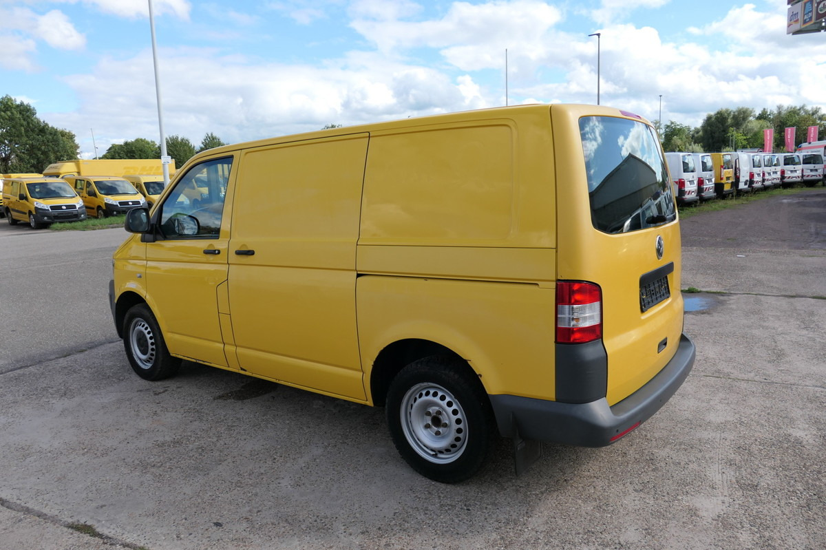 VW T5 Transporter 2.0 TDI PARKTRONIK EURO-5 2xSCHIE - فان المدمجة: صورة 4 VW T5 Transporter 2.0 TDI PARKTRONIK EURO-5 2xSCHIE - فان المدمجة: صورة 4