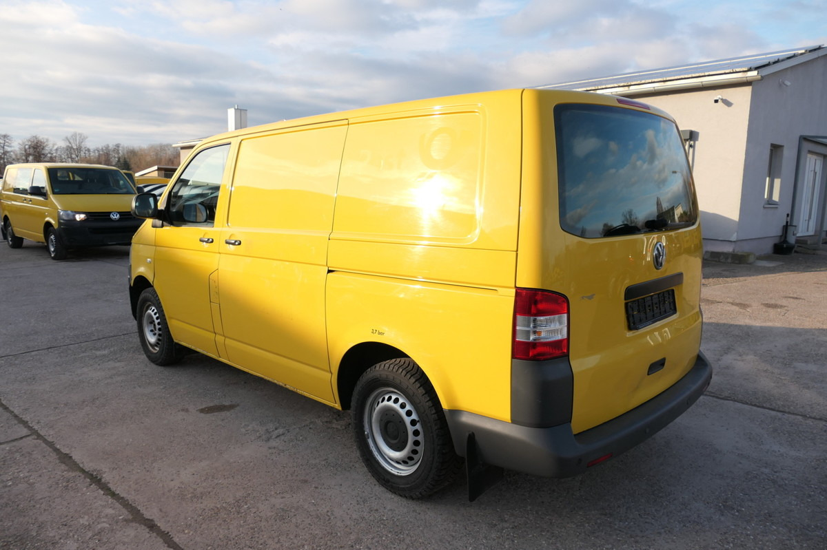 VW T5 Transporter 2.0 TDI PARKTRONIK EURO-5 2xSCHIE - فان المدمجة: صورة 4 VW T5 Transporter 2.0 TDI PARKTRONIK EURO-5 2xSCHIE - فان المدمجة: صورة 4