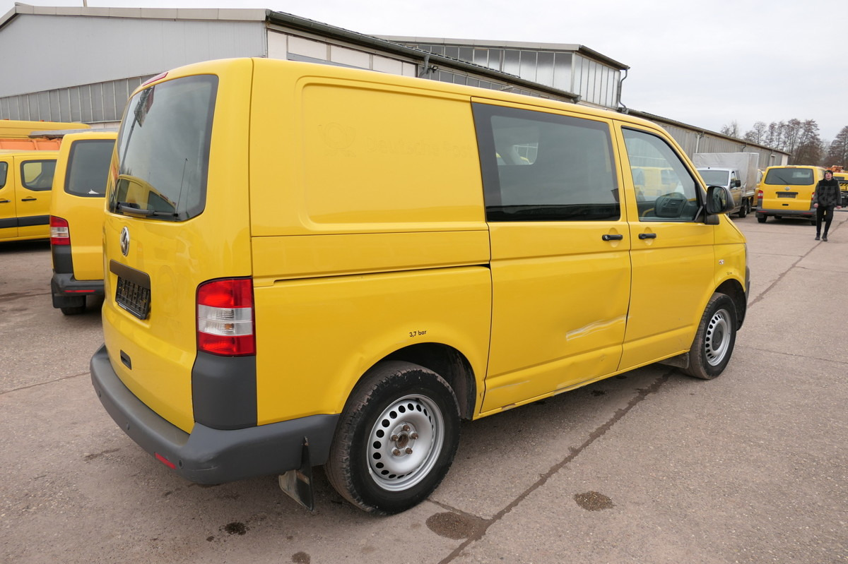 VW T5 Transporter 2.0 TDI PARKTRONIK EURO-5 2xSCHIE - فان المدمجة: صورة 4 VW T5 Transporter 2.0 TDI PARKTRONIK EURO-5 2xSCHIE - فان المدمجة: صورة 4