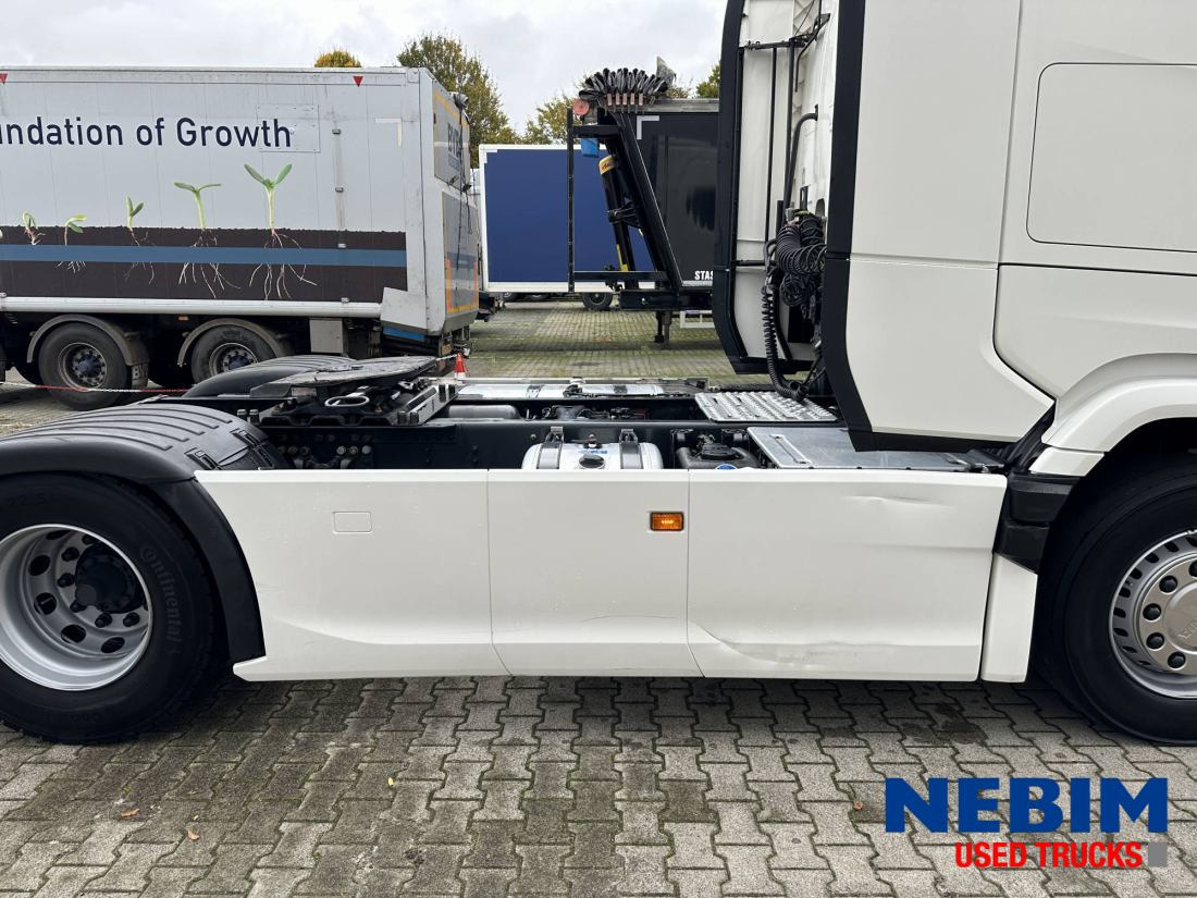رأس تريلا Scania S500 169.103km - Retarder - Parking Airco - Smart Tacho 2: صورة 15 رأس تريلا Scania S500 169.103km - Retarder - Parking Airco - Smart Tacho 2: صورة 15