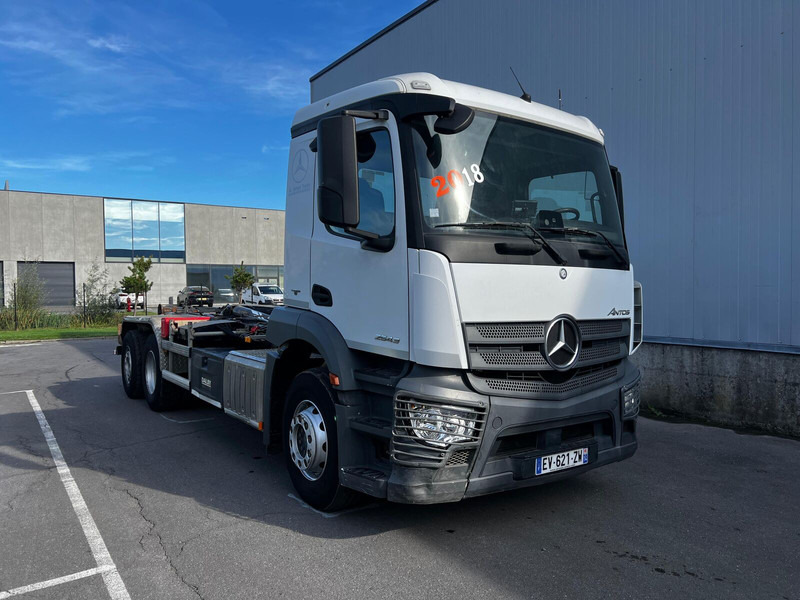 Mercedes-Benz Actros 2543 - شاحنة برافعة خطافية: صورة 5 Mercedes-Benz Actros 2543 - شاحنة برافعة خطافية: صورة 5