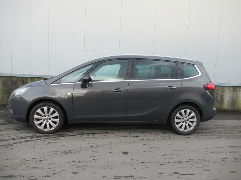 Opel Zafira Touren - سيارة: صورة 4 Opel Zafira Touren - سيارة: صورة 4