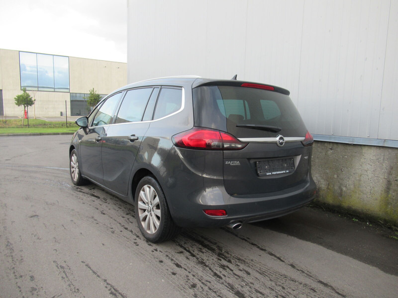 Opel Zafira Touren - سيارة: صورة 5 Opel Zafira Touren - سيارة: صورة 5