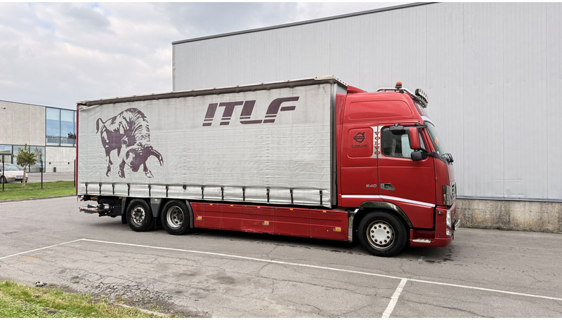Volvo FH13 540 - شاحنة ذات ستائر جانبية: صورة 5 Volvo FH13 540 - شاحنة ذات ستائر جانبية: صورة 5