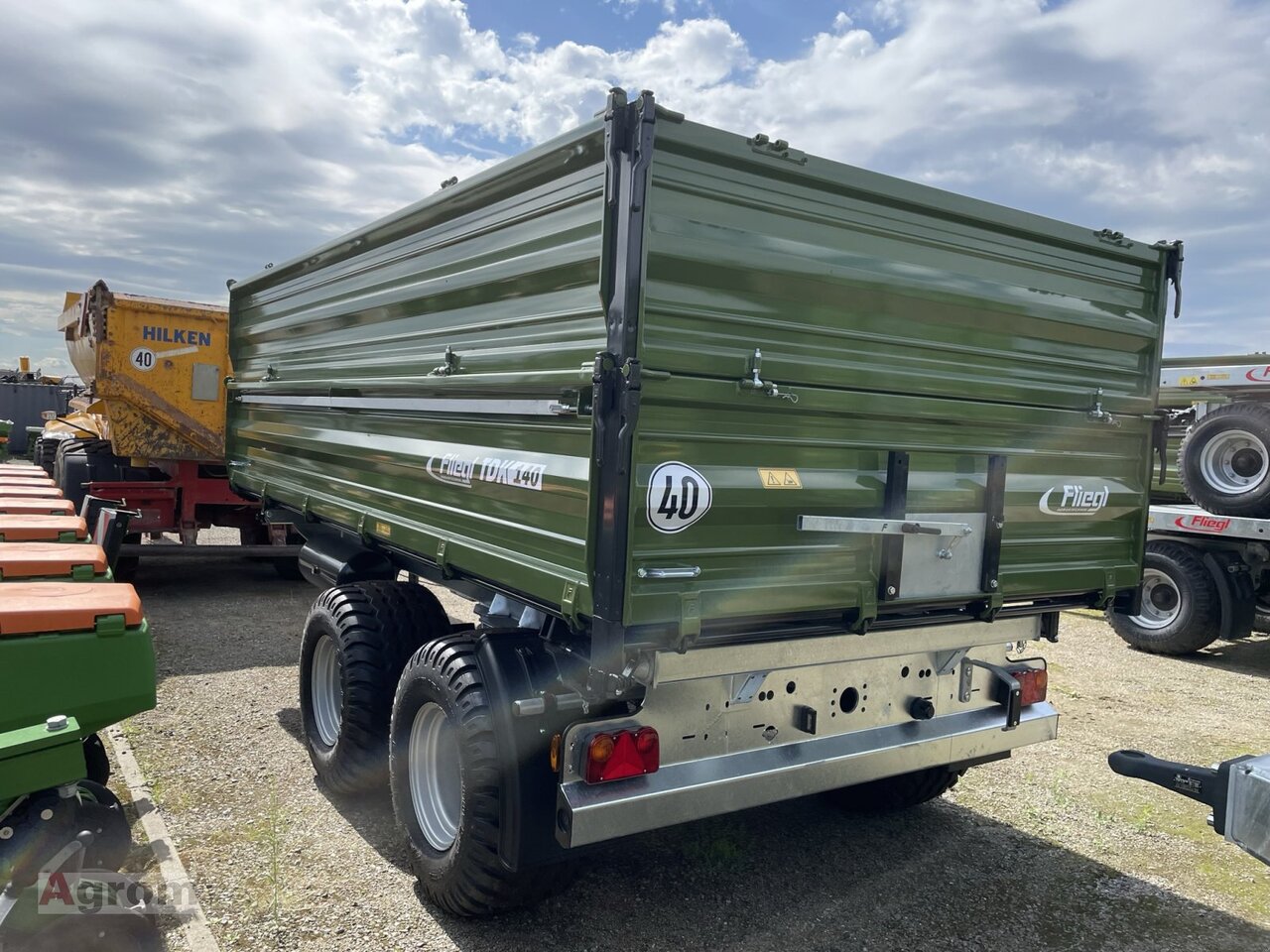 Fliegl TDK 140 FOX - مقطورة قلابة زراعية/ شاحنة قلابة: صورة 3 Fliegl TDK 140 FOX - مقطورة قلابة زراعية/ شاحنة قلابة: صورة 3