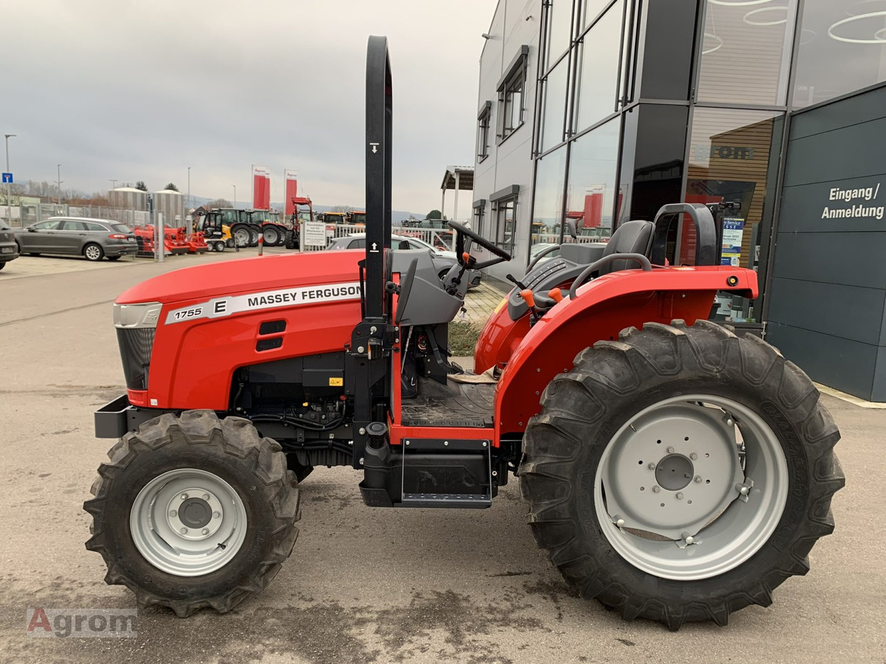 Massey Ferguson 1755 E - جرار: صورة 2 Massey Ferguson 1755 E - جرار: صورة 2