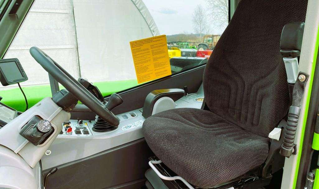 آلة رفع ونقل تلسكوبية Merlo P38.10 Turbo Farmer: صورة 13 آلة رفع ونقل تلسكوبية Merlo P38.10 Turbo Farmer: صورة 13