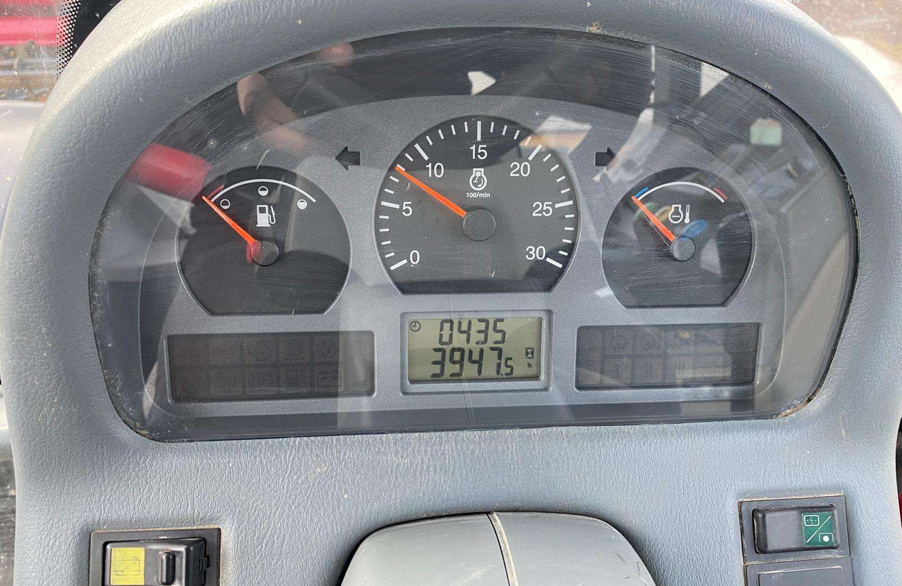 جرار Valtra T160: صورة 14