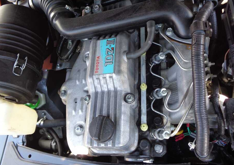Toyota 06-8 FD 25 F - رافعة شوكية ديزل: صورة 4 Toyota 06-8 FD 25 F - رافعة شوكية ديزل: صورة 4