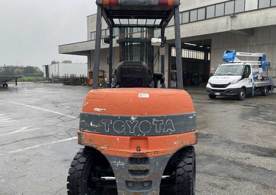 Toyota 7 FBMF 40 (BATTERIA NUOVA) - رافعة شوكية كهربائية: صورة 4 Toyota 7 FBMF 40 (BATTERIA NUOVA) - رافعة شوكية كهربائية: صورة 4