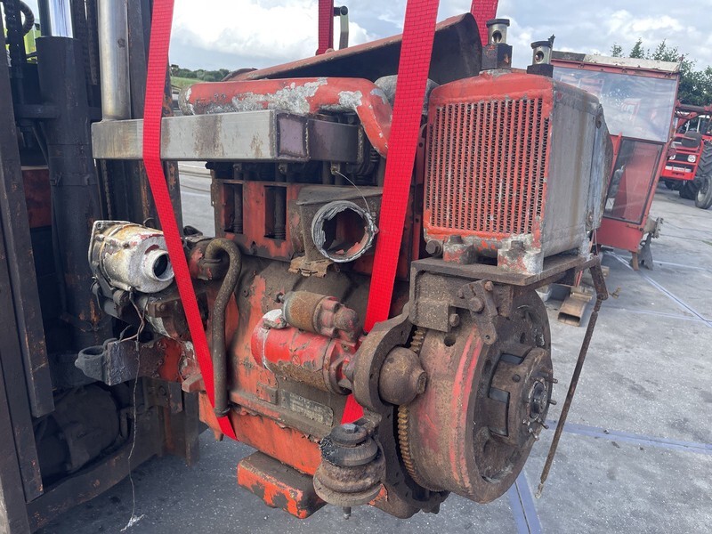 Deutz F4L 912 - محرك - آلات زراعية: صورة 2 Deutz F4L 912 - محرك - آلات زراعية: صورة 2