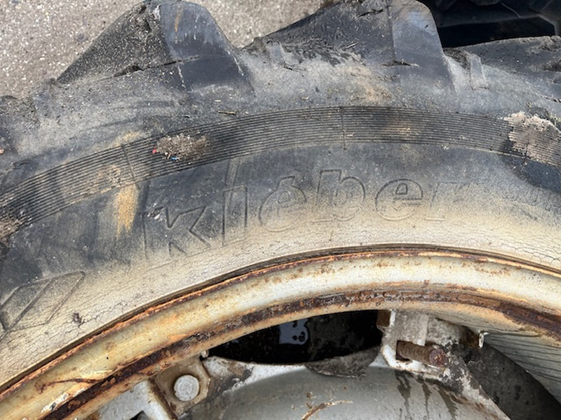 Kleber 13.6 R38 - الجنوط: صورة 4 Kleber 13.6 R38 - الجنوط: صورة 4
