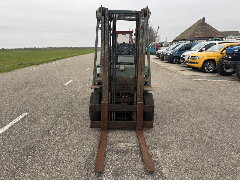 Toyota FD25D - رافعة شوكية ديزل: صورة 2 Toyota FD25D - رافعة شوكية ديزل: صورة 2