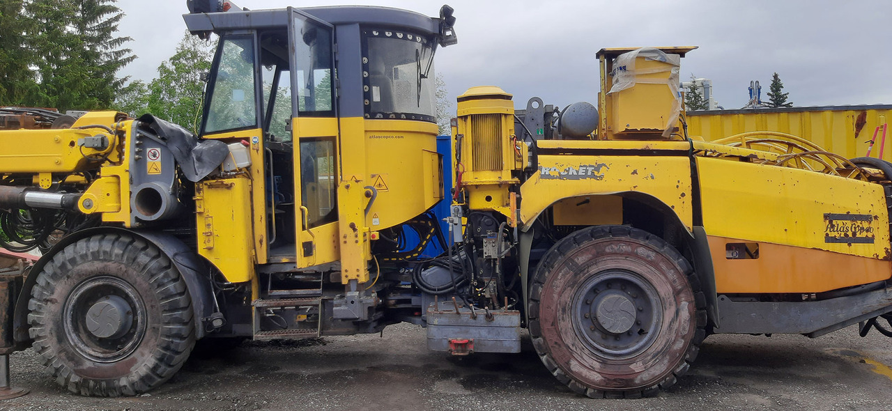 Atlas Copco E2C-C30 - ماكينة حفر التجاويف الاتجاهية: صورة 3 Atlas Copco E2C-C30 - ماكينة حفر التجاويف الاتجاهية: صورة 3